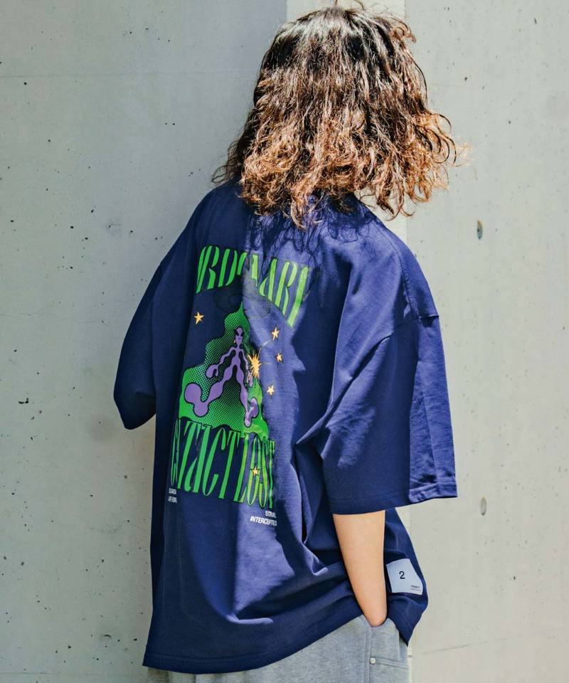 怪誕外星人短TEE