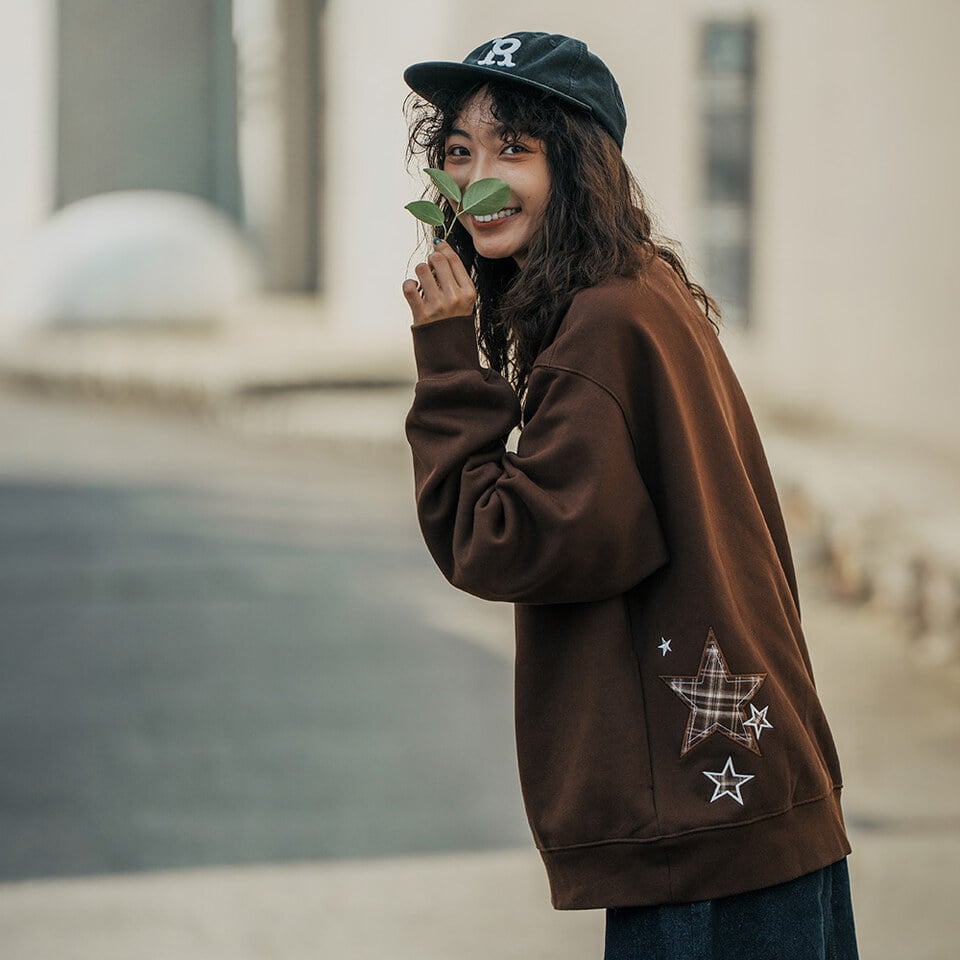 ORD0178-252 格紋星貼布大學T