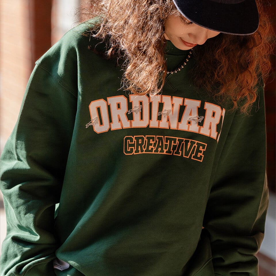 經典學院LOGO鯨魚電繡大學TEE