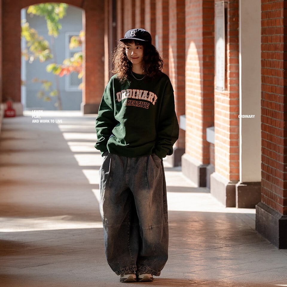 經典學院LOGO鯨魚電繡大學TEE