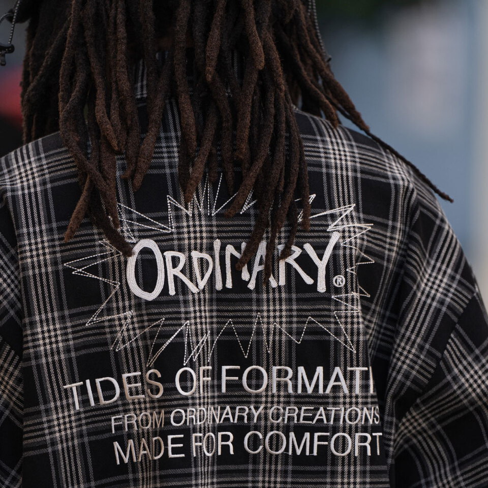 電繡重磅格紋襯衫