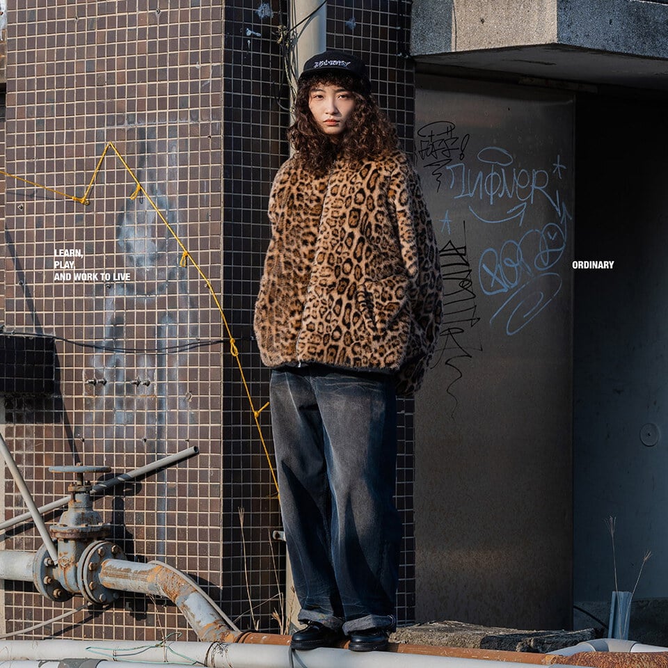 雙面豹紋卯釘貼皮外套