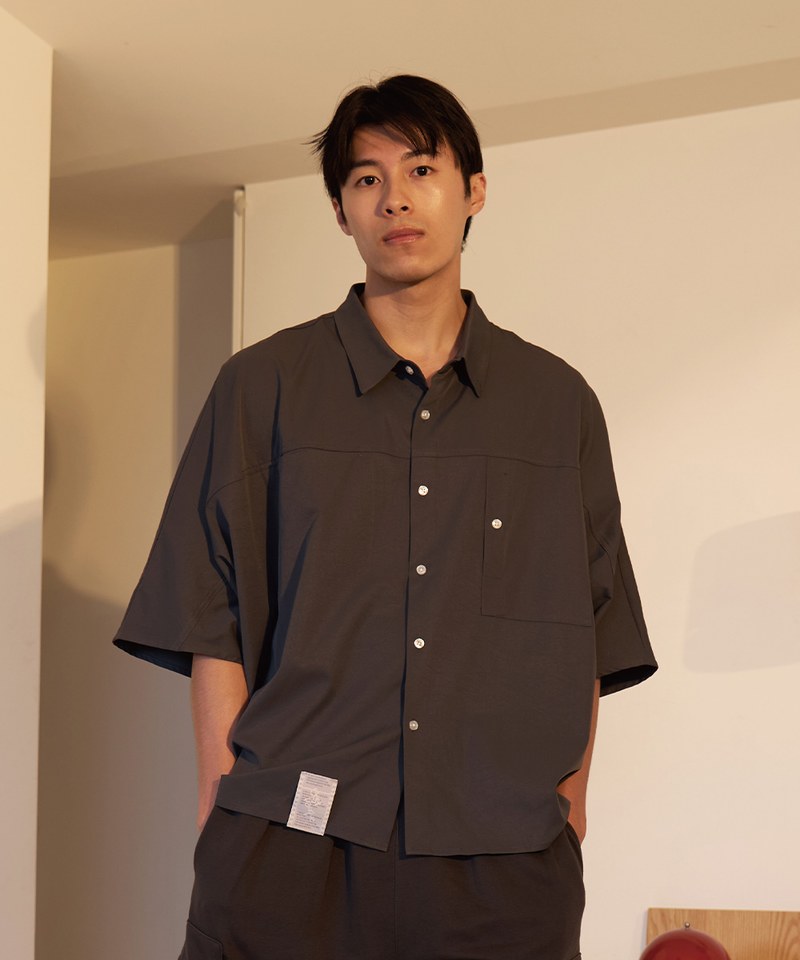 寬鬆剪裁襯衫 LOOSE POCKET SHIRT
