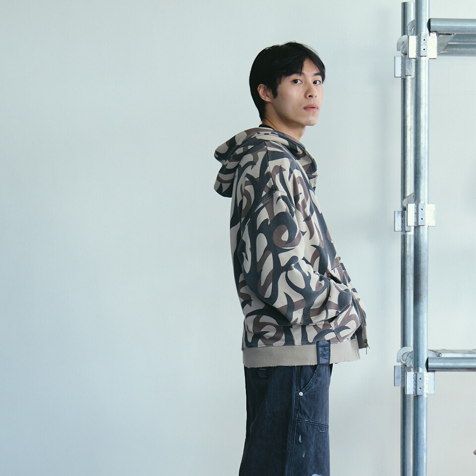 滿版迷彩做舊連帽外套 VINTAGE PATTERN HOODED JACKET