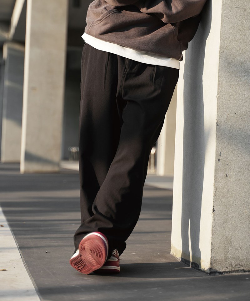 寬版西裝褲 TAPERED TWILL TROUSERS