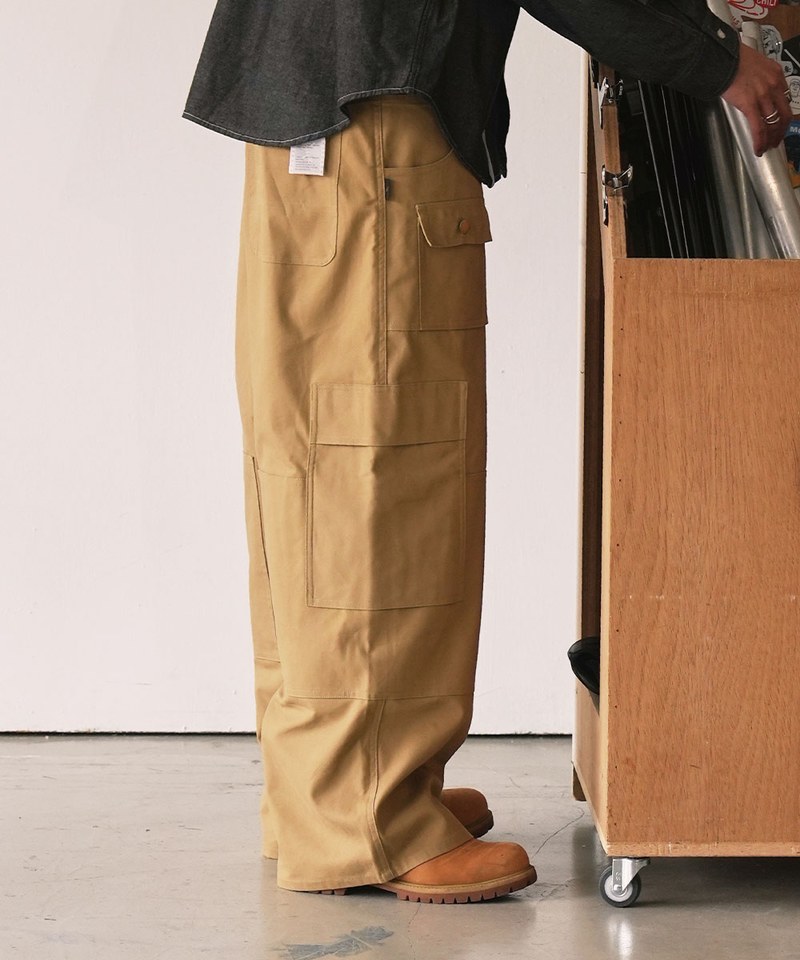 PBP1609-242 多口袋寬直筒工裝褲 LOOSE-FIT WORK PANTS