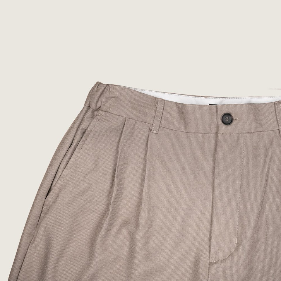 打褶短褲 SEERSUCKER SHORTS