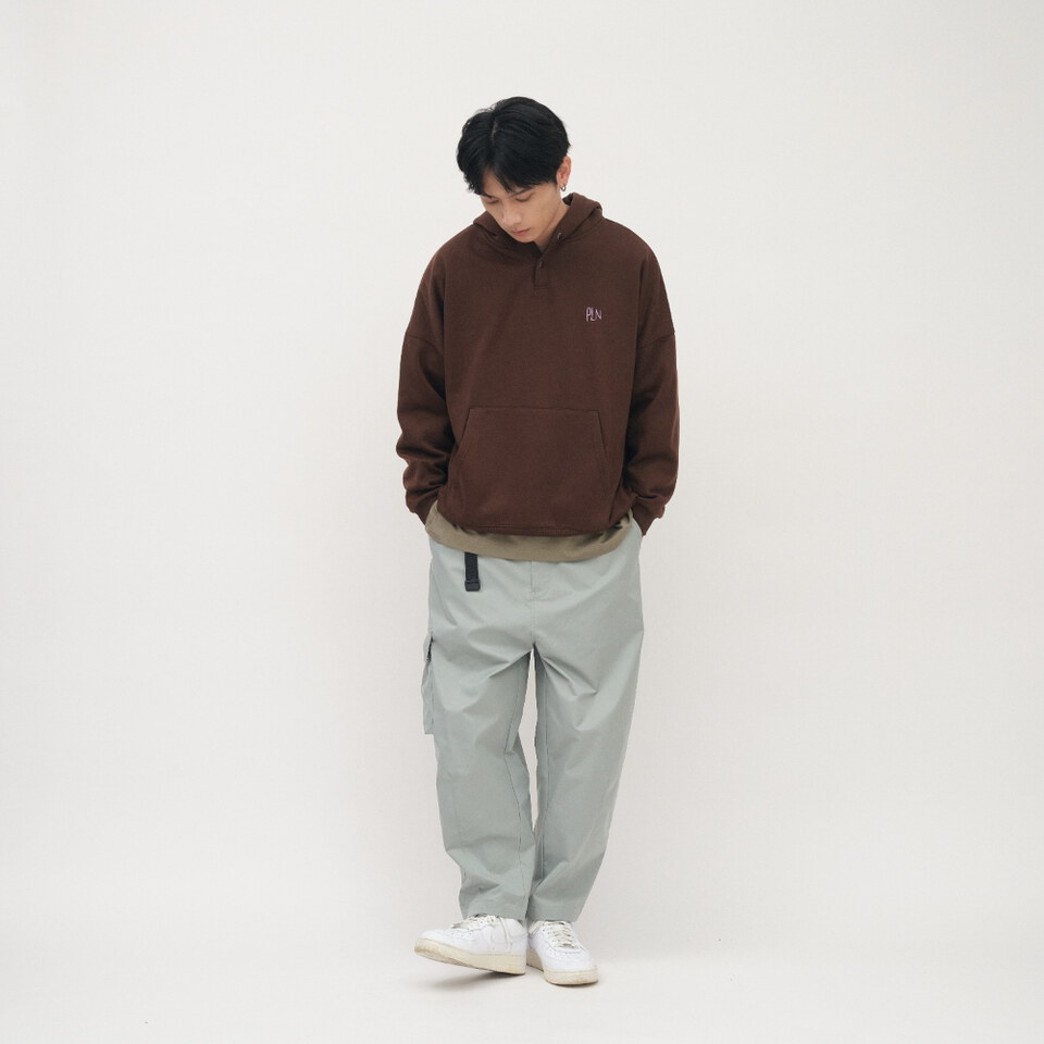 PLN00100-262 釦領半開襟帽TEE