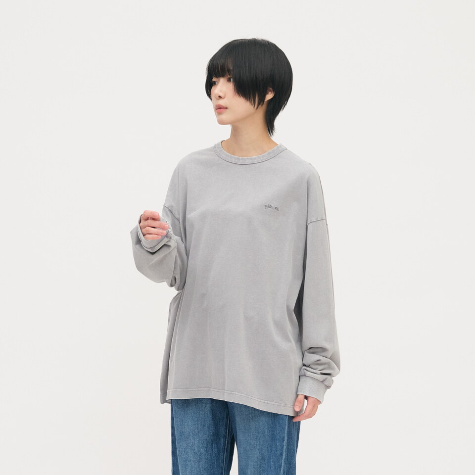 寬版刺繡水洗長TEE
