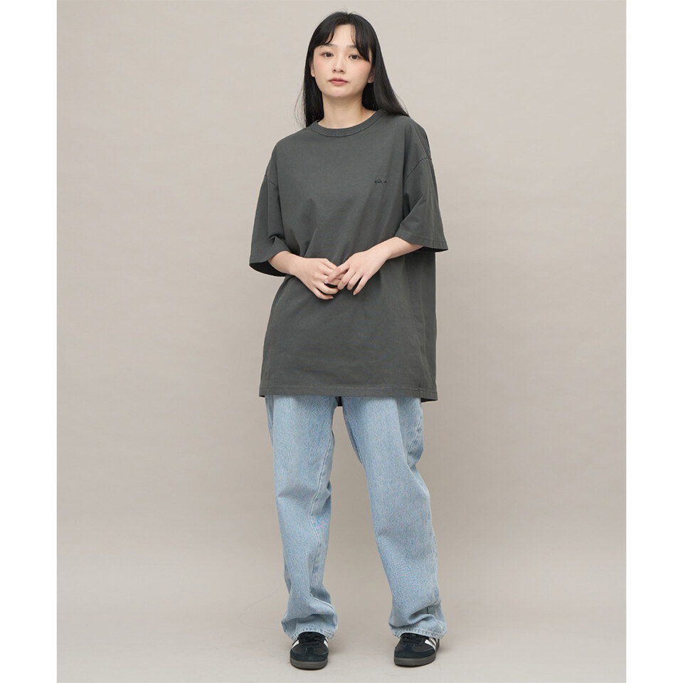 寬版刺繡水洗短TEE