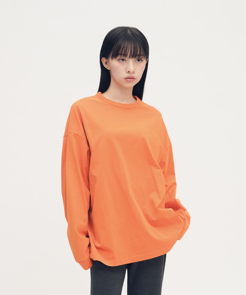 寬版刺繡水洗長TEE