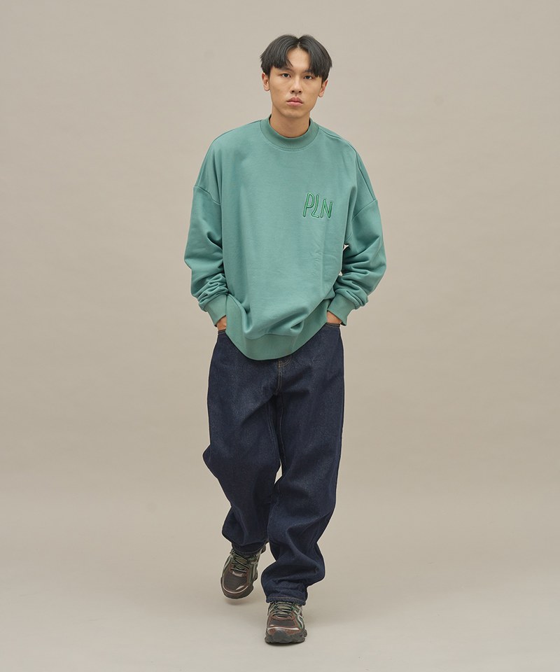 手寫風刺繡大學Tee