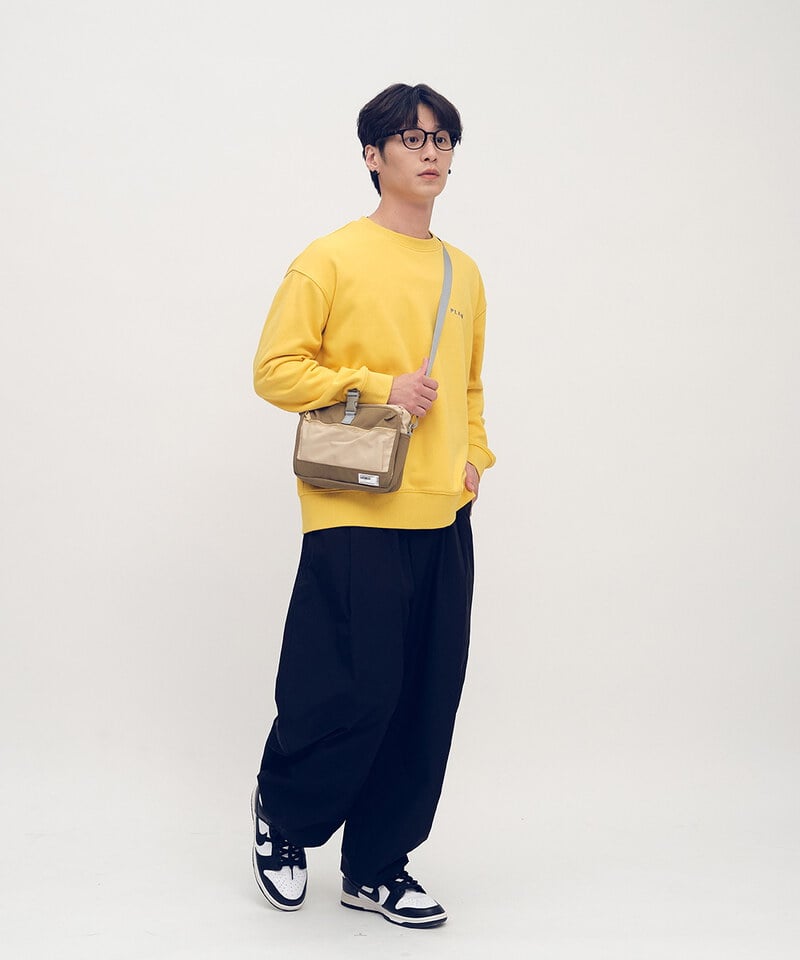 PLN0080-252 PLAIN刺繡大學TEE