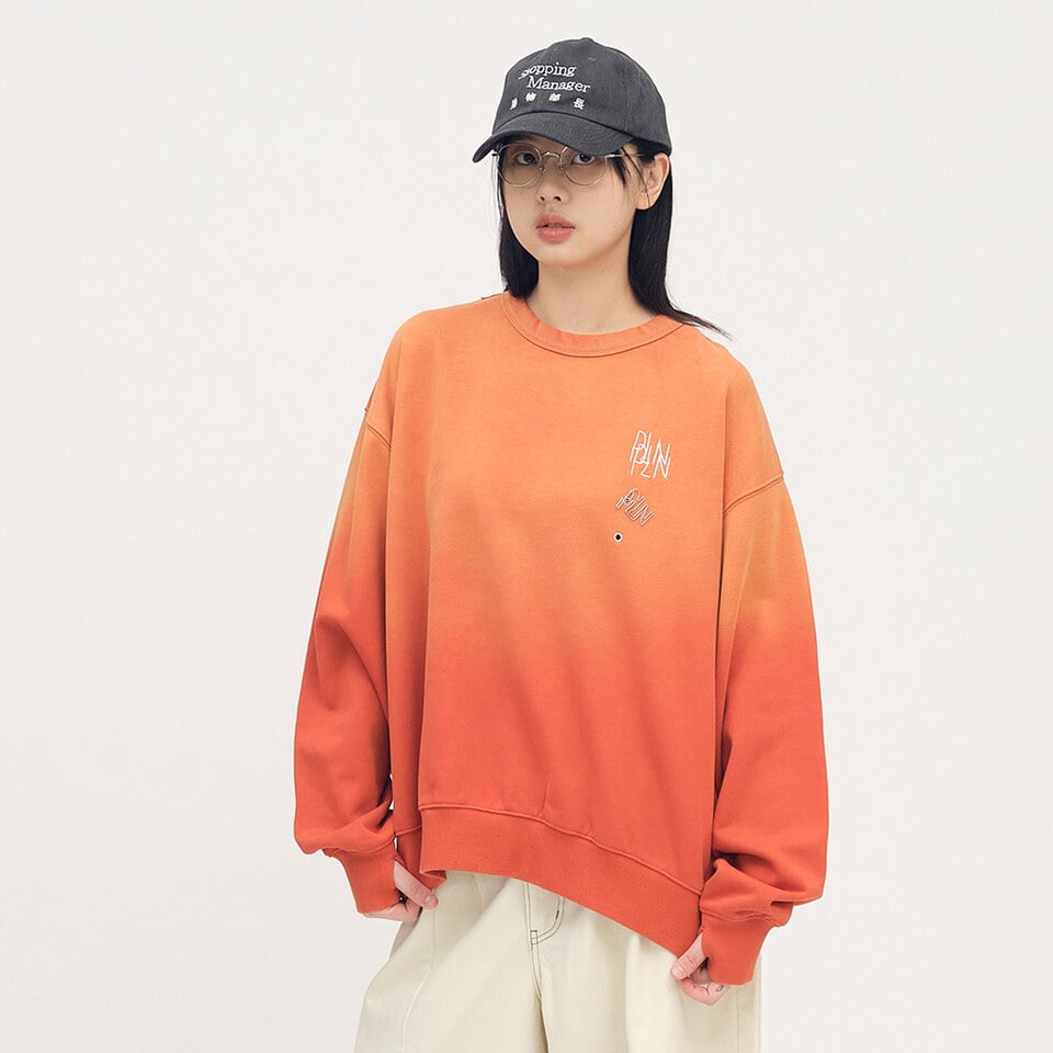 PLN0085-252 clip by clip 拉鍊短版大學TEE