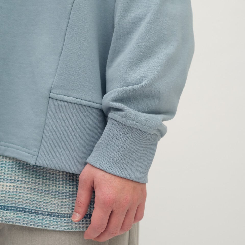 Timelly短版開衩設計大學TEE