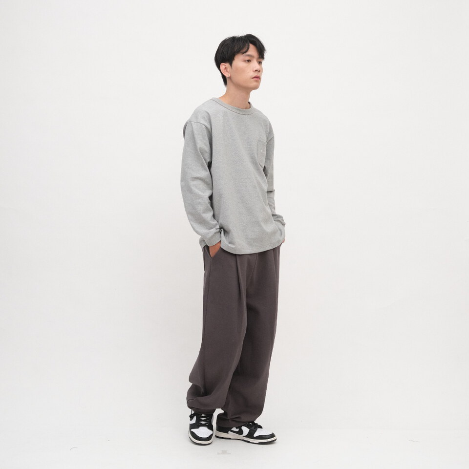 PLAIN口袋長TEE