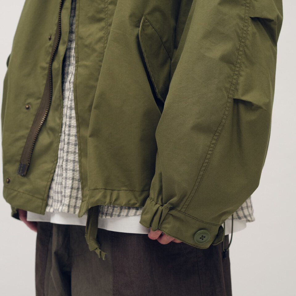 薄款短版軍風外套