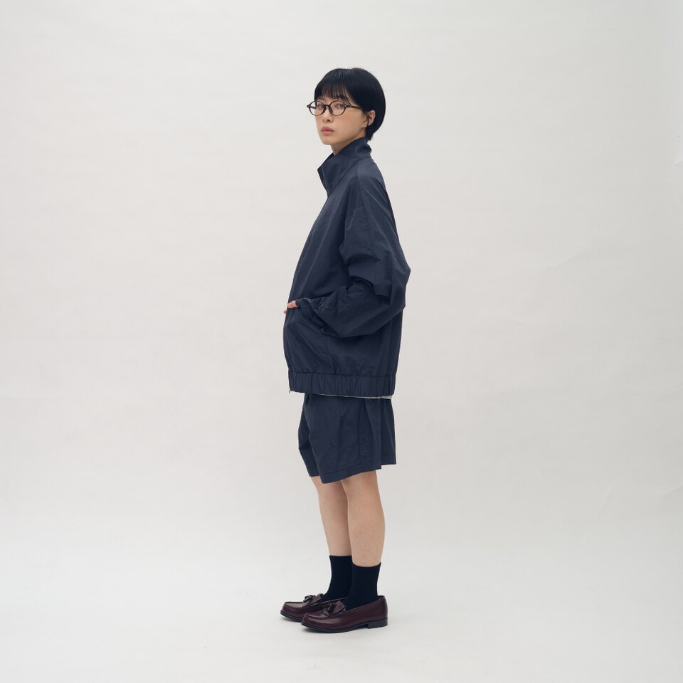 Timelly輕薄立領剪裁外套
