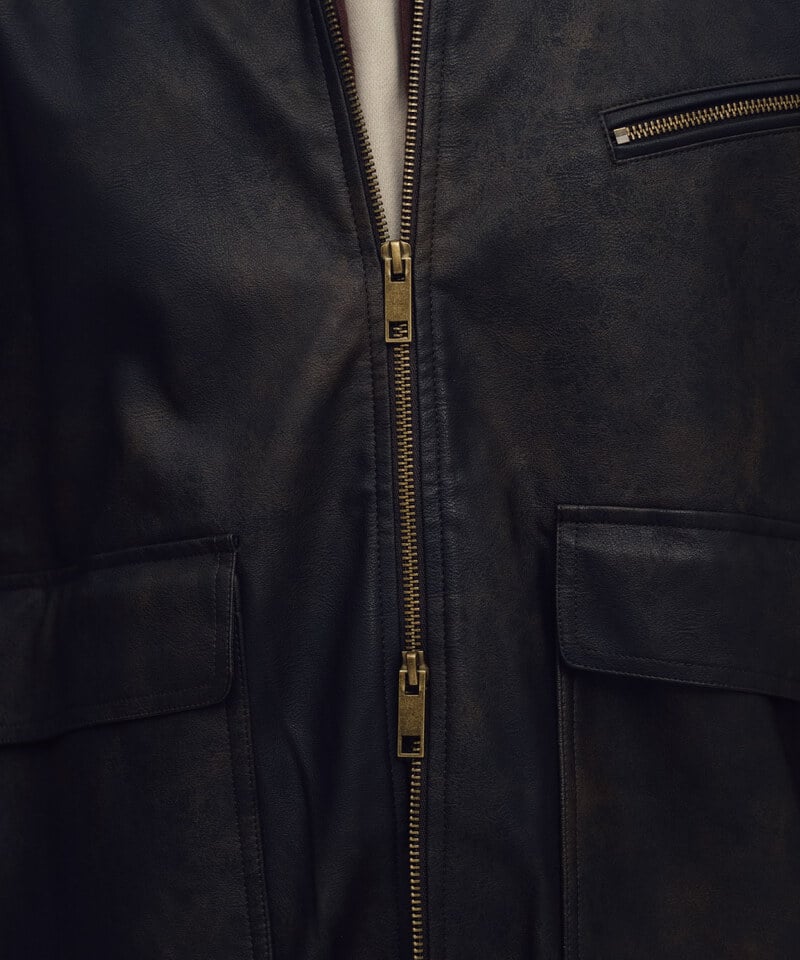 口袋拉鍊皮感外套