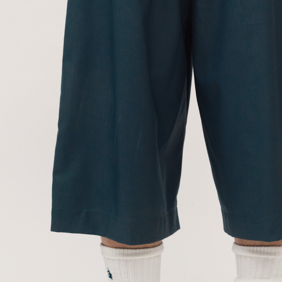 clip by clip 西料打褶七分寬褲