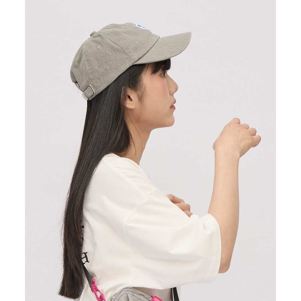 小P社長logo老帽