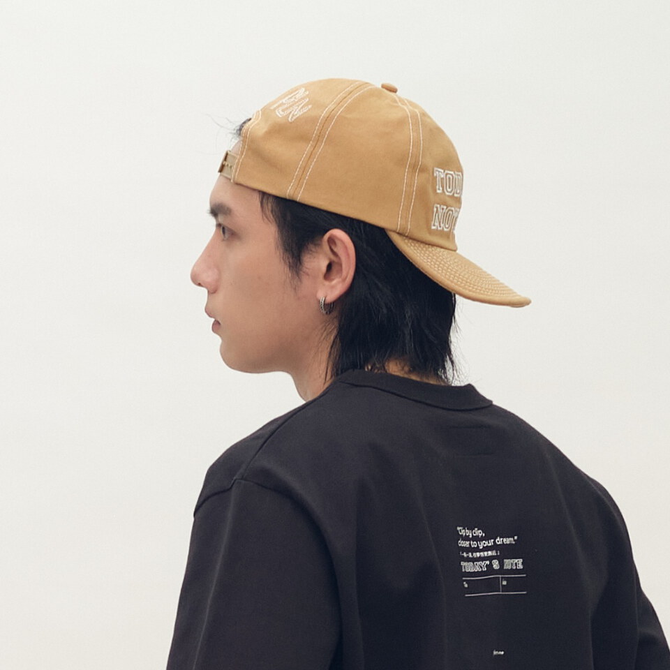 clip by clip 裝幀縫線刺繡平簷帽
