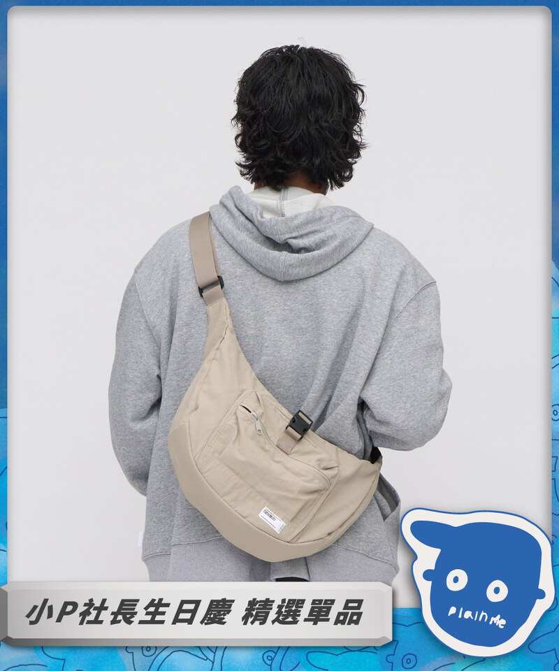 PLN3048-242 PM輕量旅行半月包