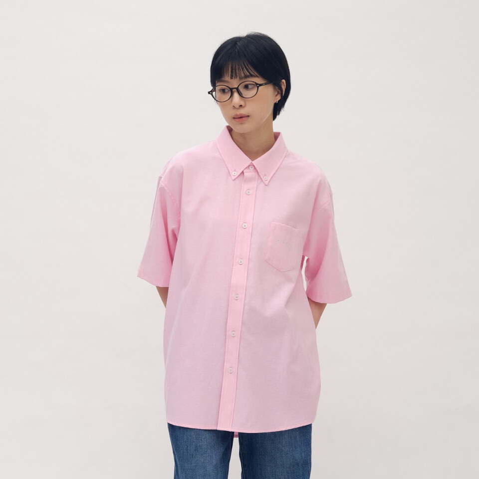 PLAIN刺繡素面口袋短袖襯衫