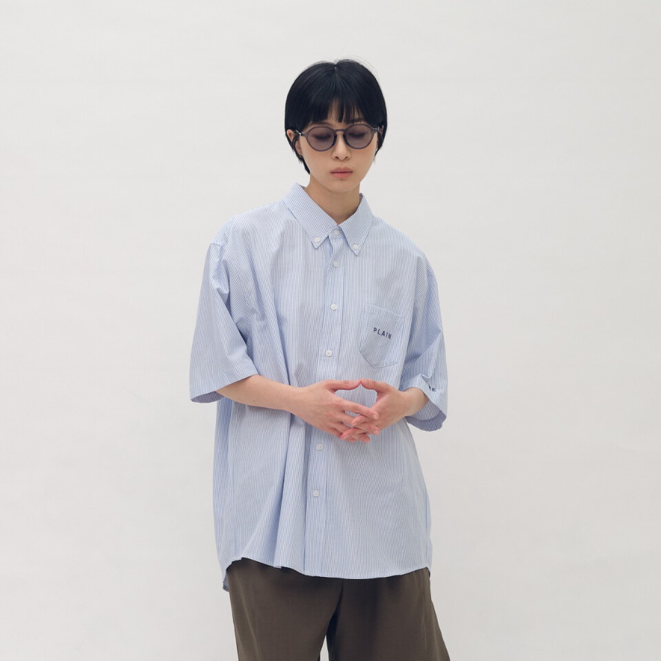 PLAIN刺繡條紋口袋短袖襯衫