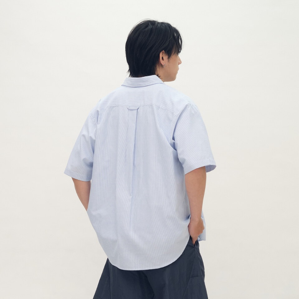 PLAIN刺繡條紋口袋短袖襯衫