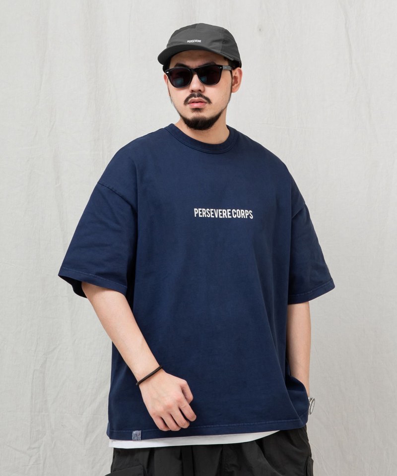 品牌標誌水洗Ｔ恤 PIGMENT-DYED CATCHWORD T-SHIRT