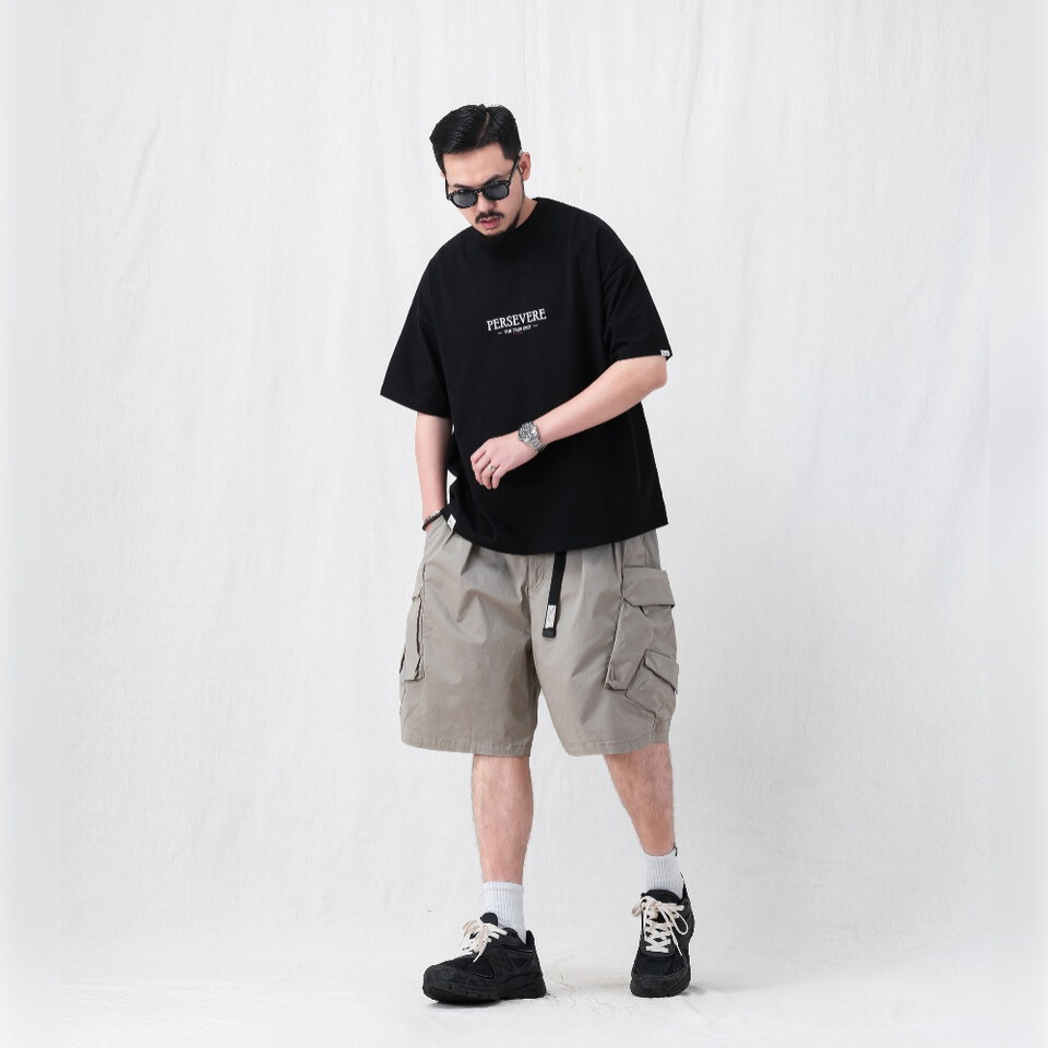照片圖像T恤 MONOCHROME GRAPHIC PHOTO T-SHIRT