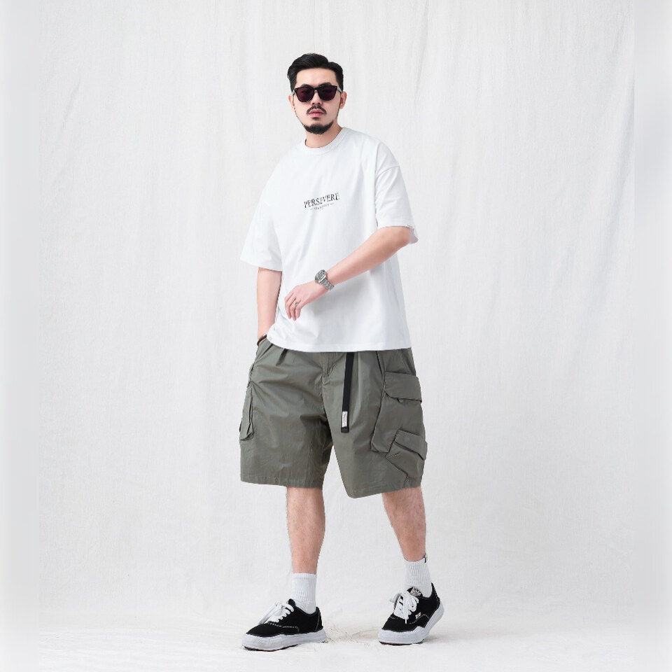 照片圖像T恤 MONOCHROME GRAPHIC PHOTO T-SHIRT