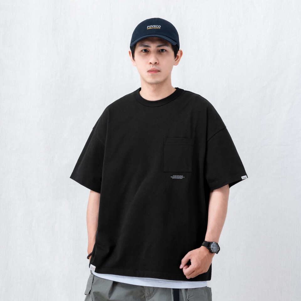 標語口袋T恤 TEXT-PRINT POCKET T-SHIRT