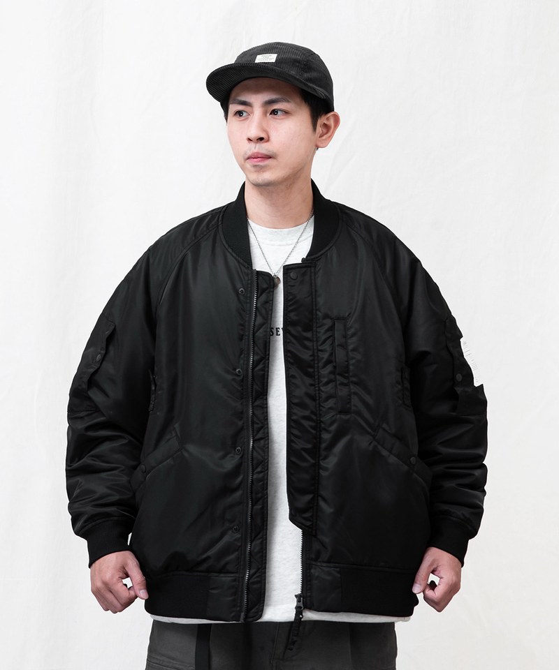 防潑水鋪棉飛行 MA-1外套 water-repellent padded MA-1 jacket