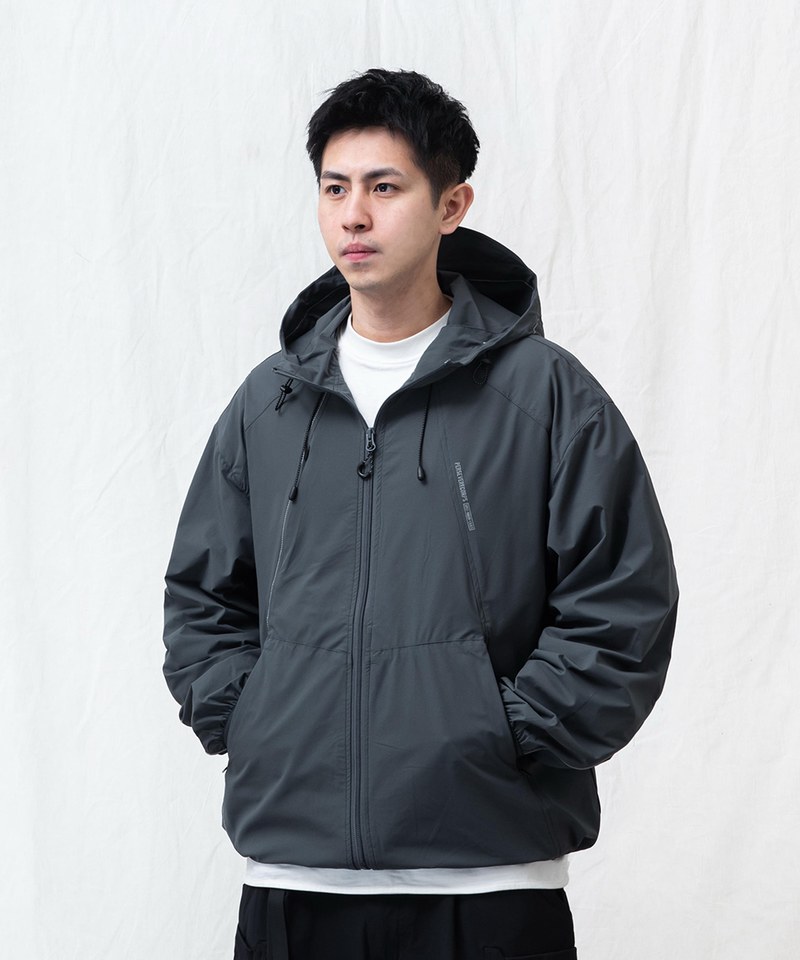 四季多機能連帽外套 MULTI-SEASON FUNCTIONAL JACKET