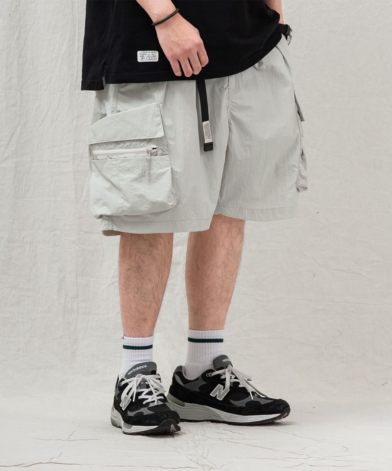防潑水尼龍軍短褲 WATER-REPELLENT NYLON CARGO SHORTS