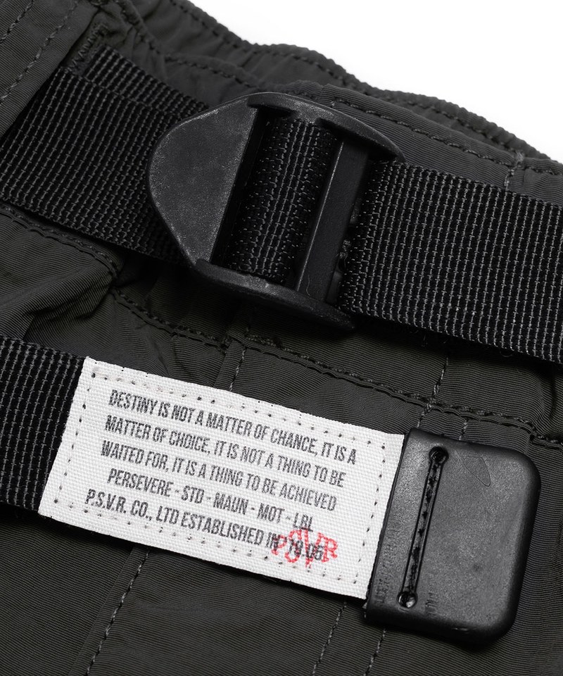 防潑水尼龍軍短褲 WATER-REPELLENT NYLON CARGO SHORTS
