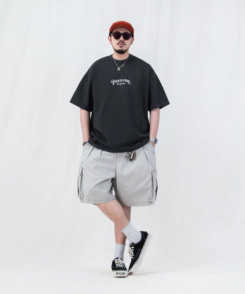 水洗雙摺軍短褲 washed double-pleated cargo shorts