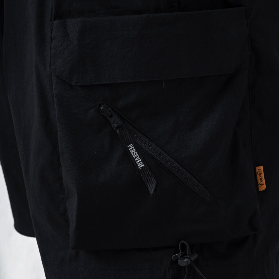抗撕裂多口袋短褲 RIPSTOP MULTI-POCKET SHORTS