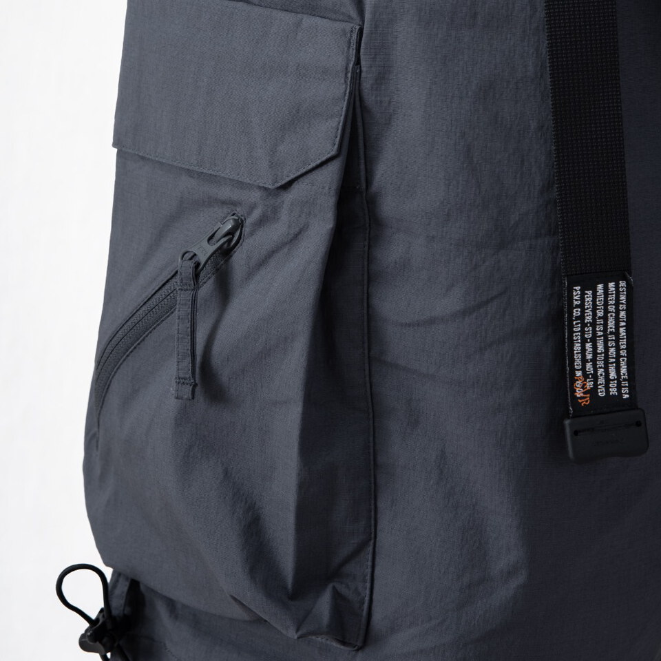 抗撕裂多口袋短褲 RIPSTOP MULTI-POCKET SHORTS