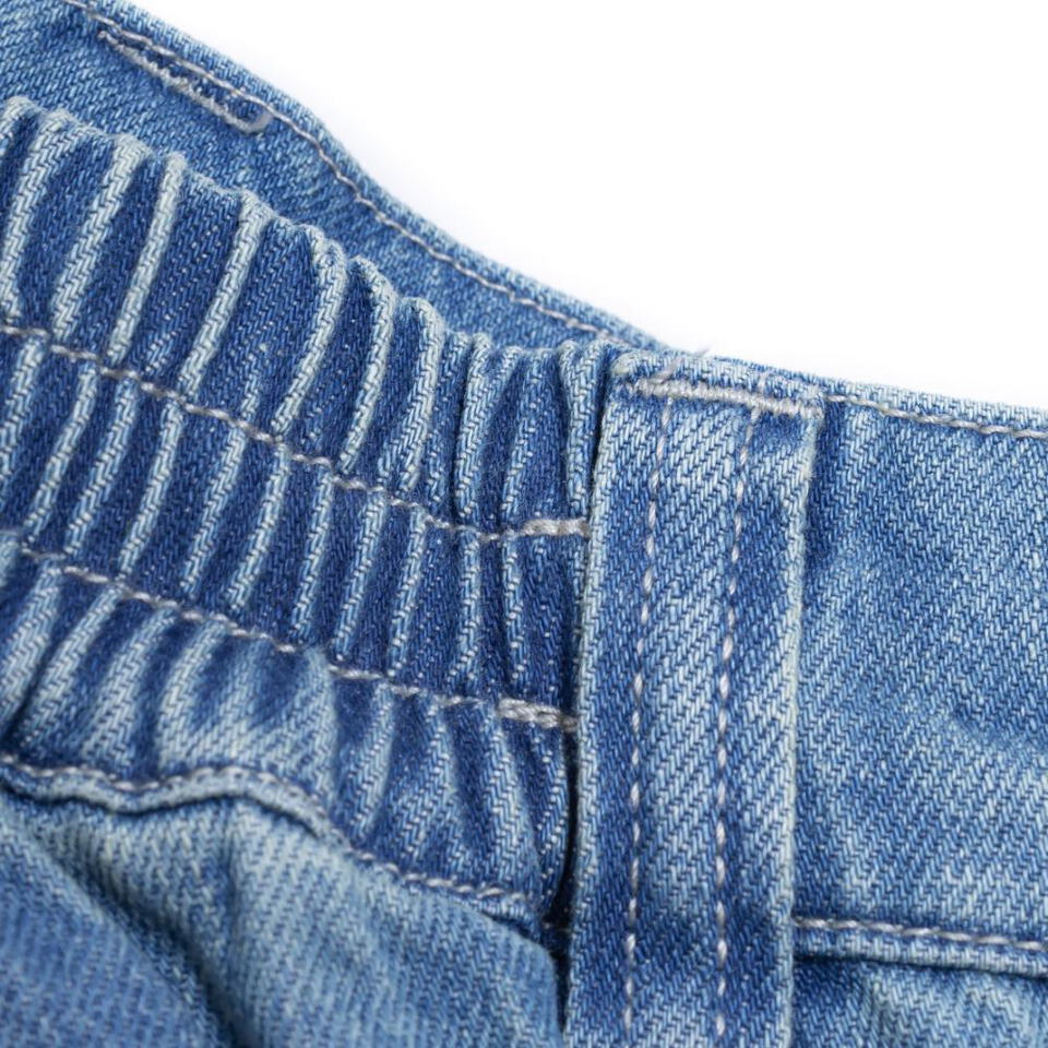 六分口袋短褲 KNEE-LENGTH CARGO SHORTS