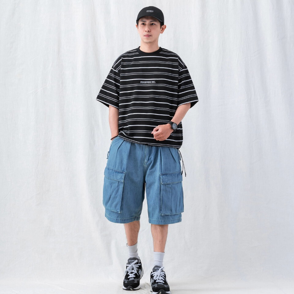 六分口袋短褲 KNEE-LENGTH CARGO SHORTS