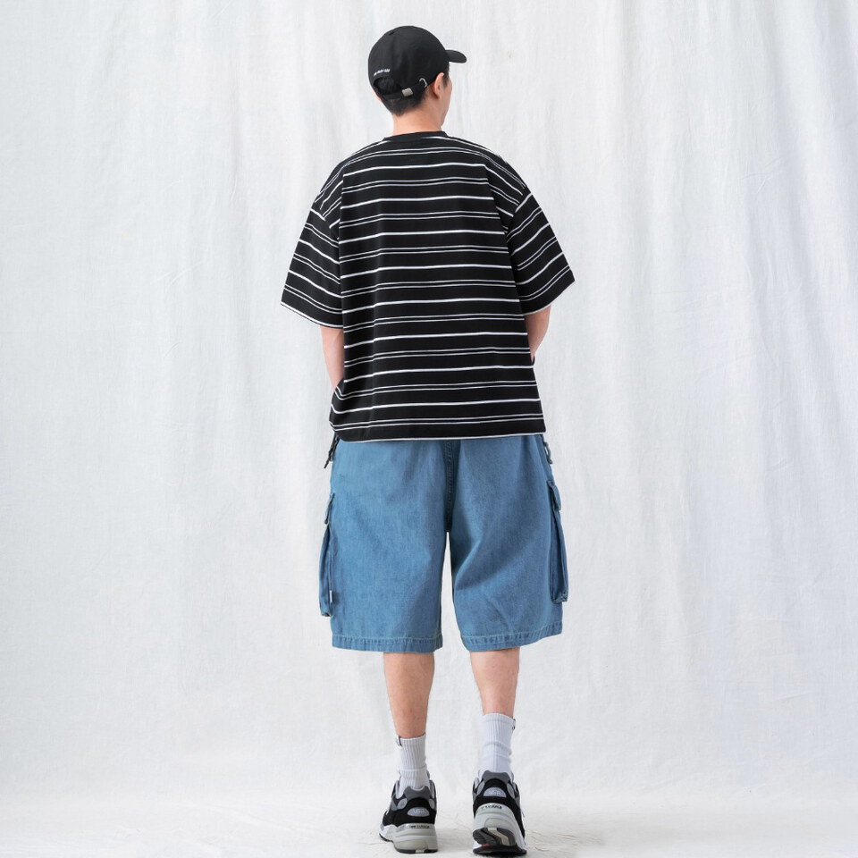 六分口袋短褲 KNEE-LENGTH CARGO SHORTS