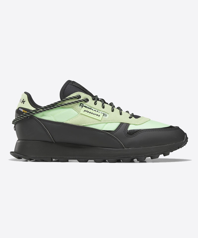 聯名運動鞋 Reebok x Pleasures Classic Leather Trail