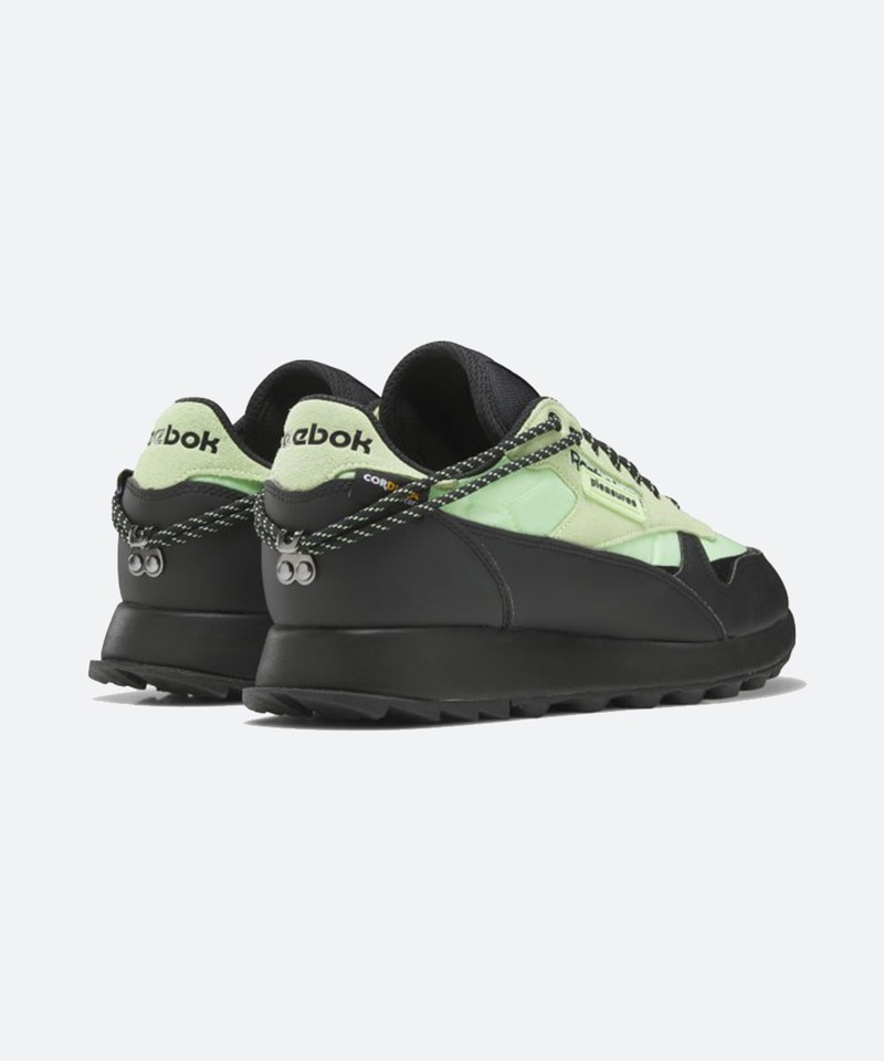 聯名運動鞋 Reebok x Pleasures Classic Leather Trail