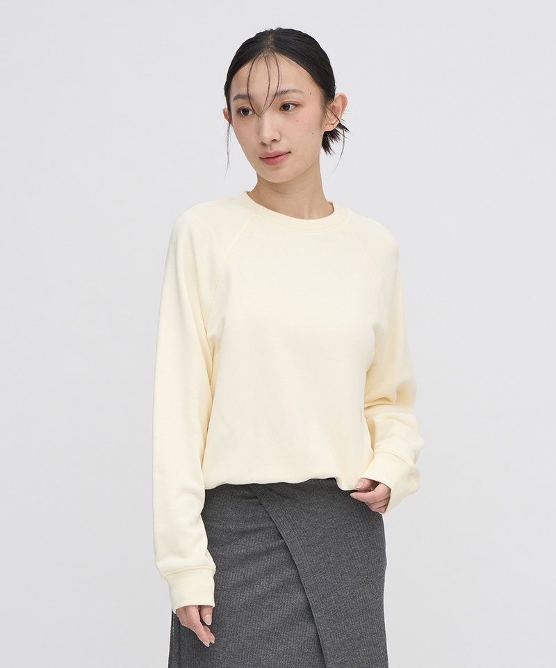 爬線刺繡大學Tee