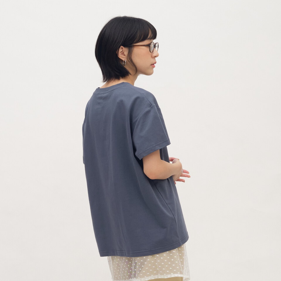 貓貓翹屁股寬鬆TEE