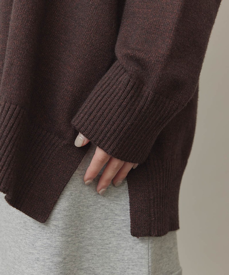 下襬開衩針織上衣