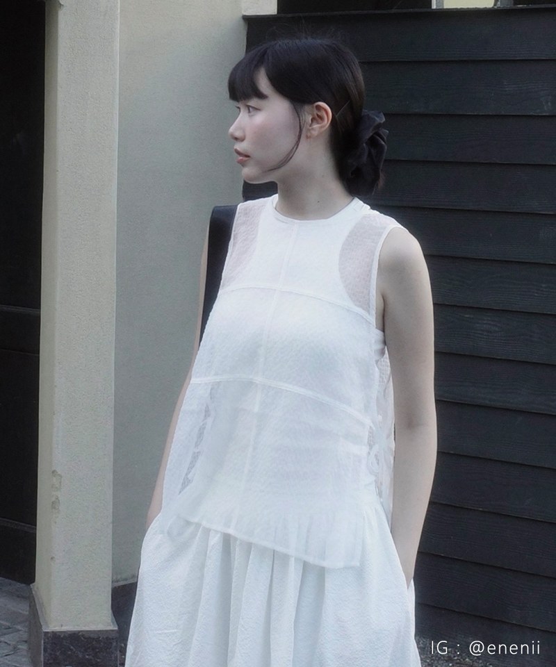 SAA0504-251 小方格透紗背心